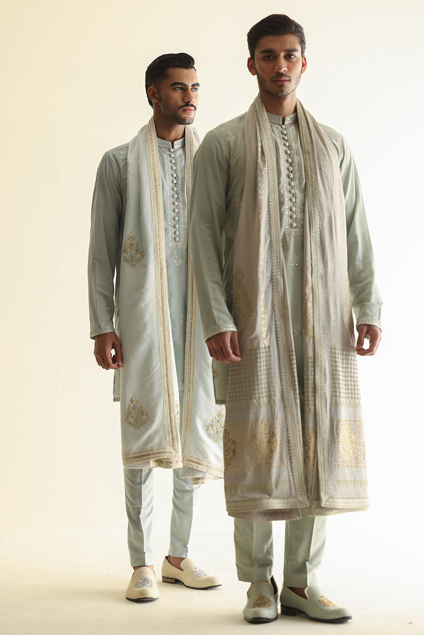 Sage Green Hand Embroidered Khaddi Silk Kurta Pajama (2-Piece) - Image 6