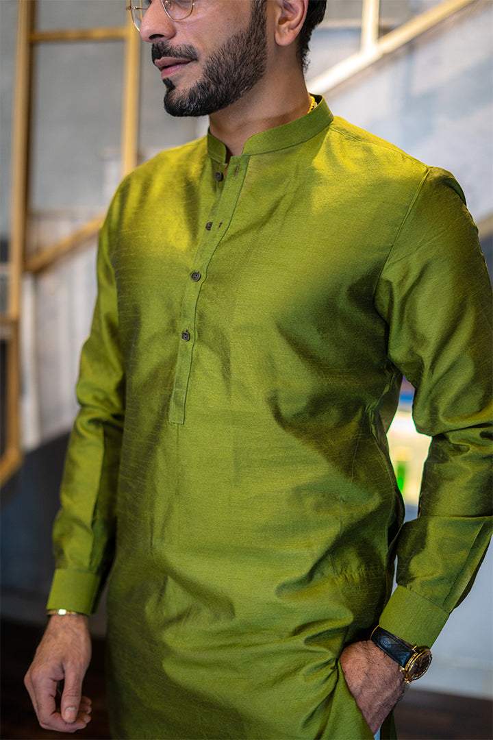 Greenish Pure Silk Kurta Pajama (2-Piece) - Image 4