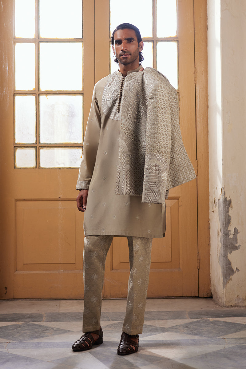 Olive Green Embroidered Tropical Kurta Pajama (2-Piece) - Image 5