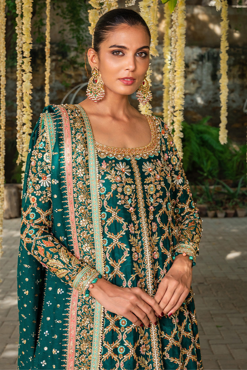 Pakistani Emerald Green Embroidered Cotton Net Lehenga (3-Piece) - Image 2