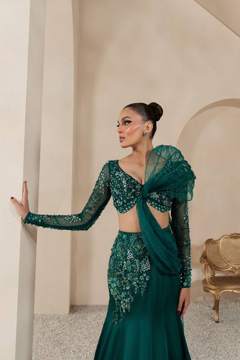 Emerald Green Embellished Georgette Fish-Cut Lehenga (3-Piece) - Image 3