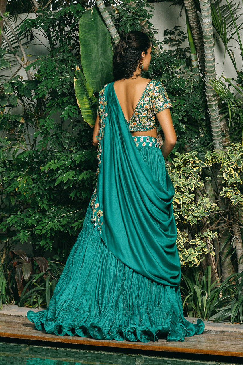Emerald Zardozi Khaddi Silk Lehenga Set (3-Piece) - Image 3