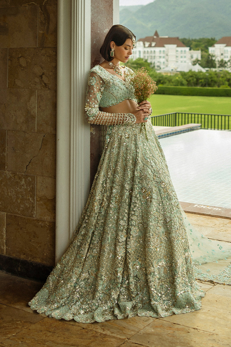Pakistani Aqua Green Embellished Net Lehenga Choli (3-Piece) - Image 3