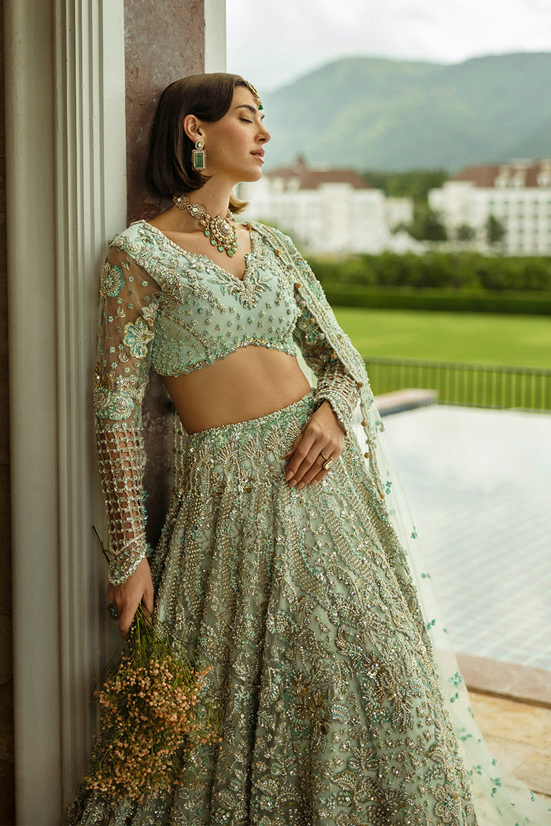 Pakistani Aqua Green Embellished Net Lehenga Choli (3-Piece) - Image 4