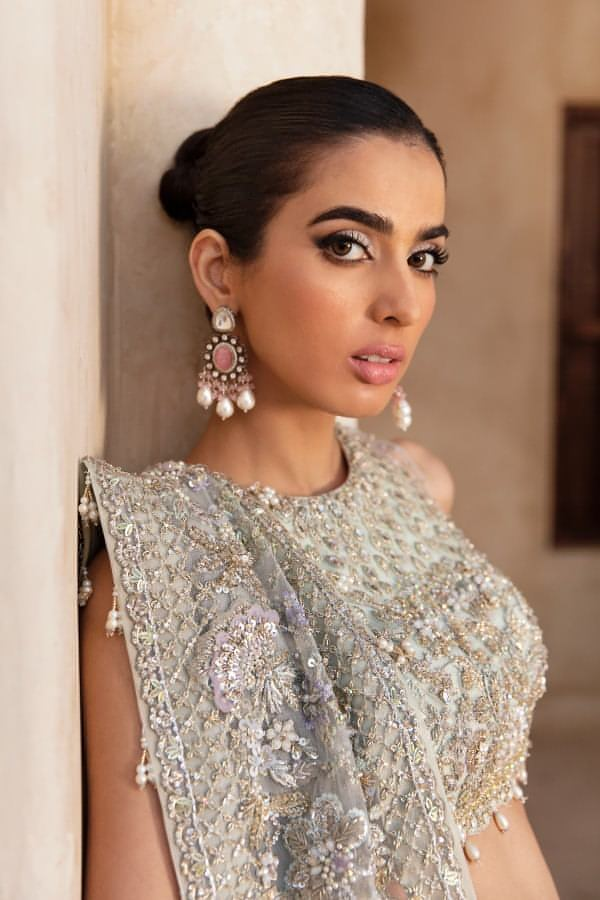 Pakistani Light Green 3D Floral Net Lehenga Choli (3-Piece) - Image 4