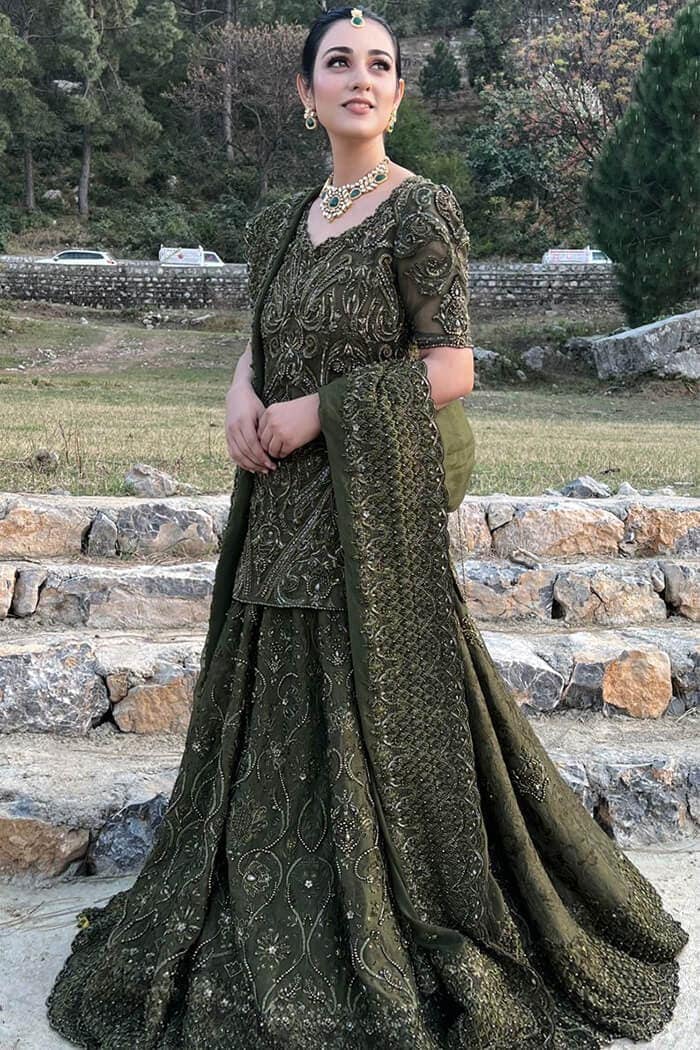 Pakistani Castleton Green Naqshi Work Net Organza Bridal Lehenga (3-Piece) - Image 4