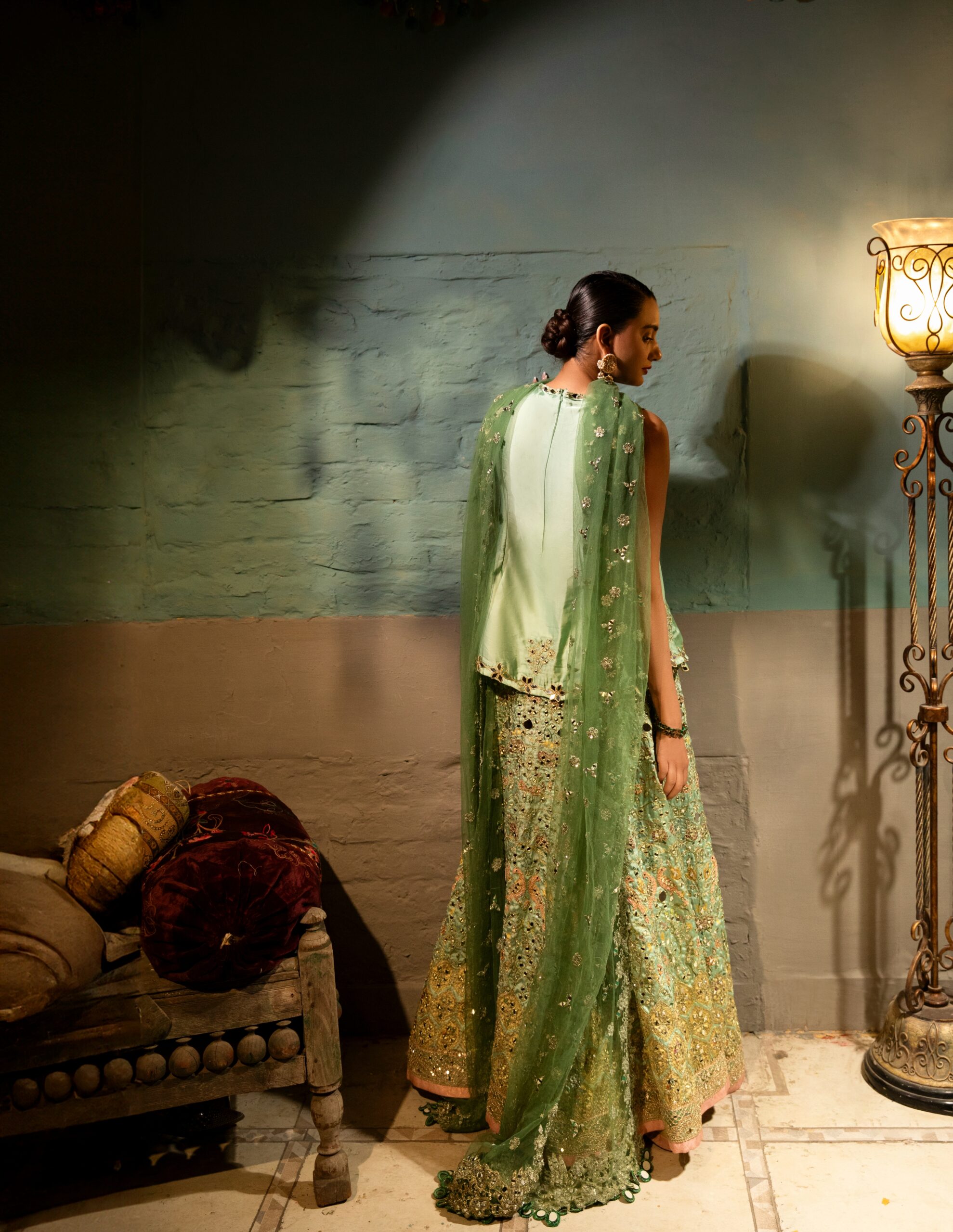 Pakistani Emerald Green Embroidered Net Lehenga (3-Piece) - Image 5