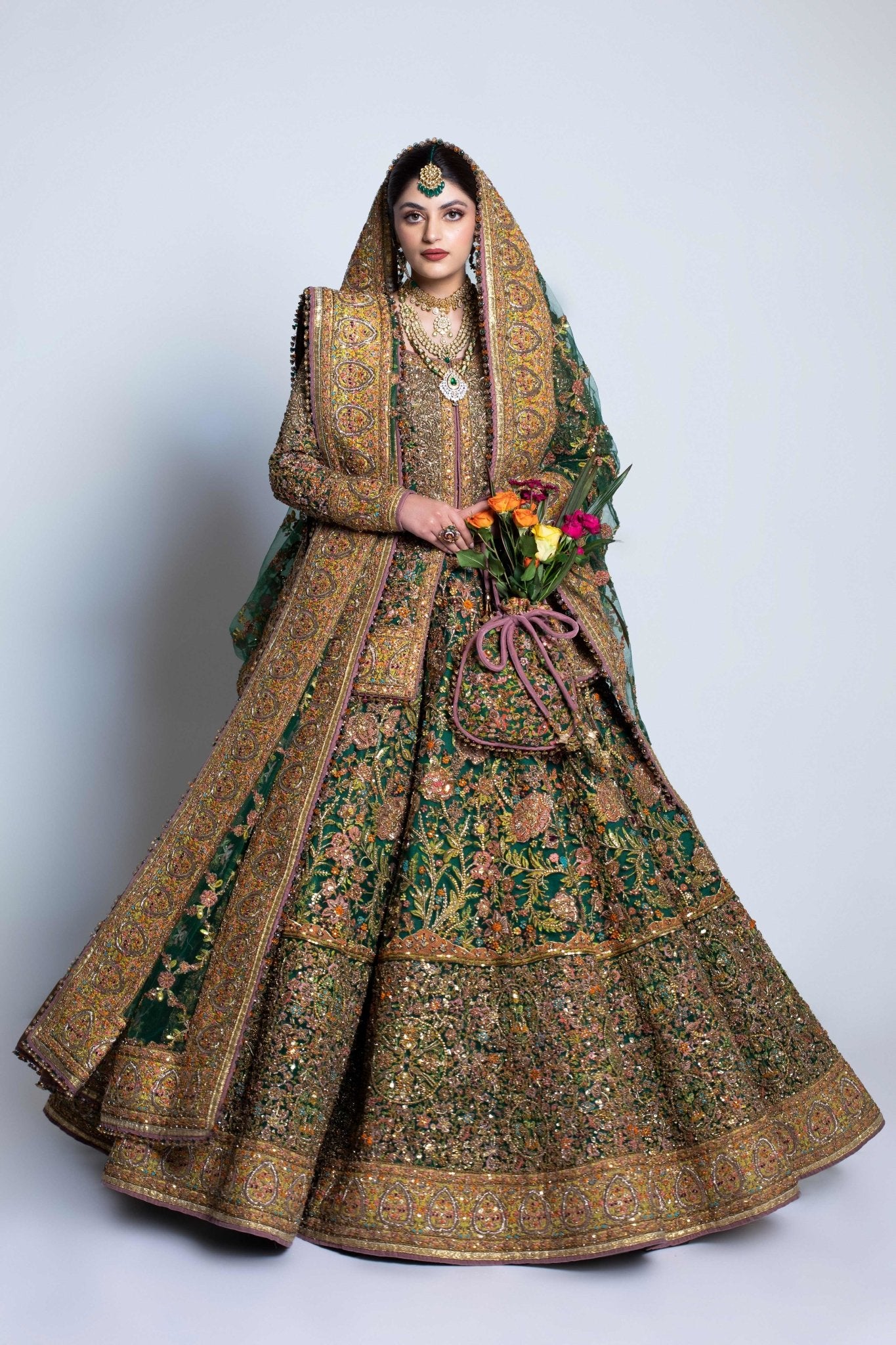 Pakistani Deep Green Embroidered Net Lehnga Choli (3-Piece) - Image 3