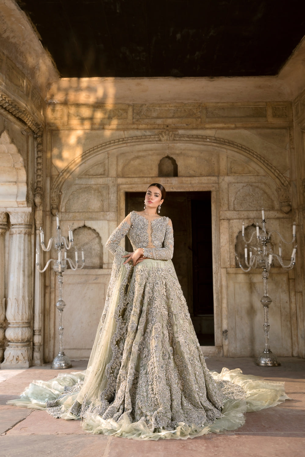 Pakistani Mint Green Embellished Net Organza Bridal Lehenga (3-Piece) - Image 2