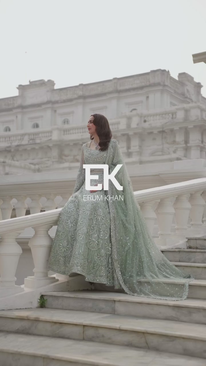 Mint Green Zardozi Net Lehenga Choli (3-Piece) - Image 11