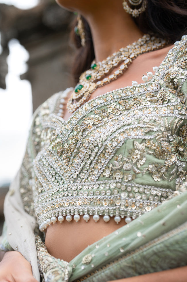 Pakistani Seafoam Dabka Naqshi Organza Tissue Bridal Lehnga Choli (3-Piece) - Image 4