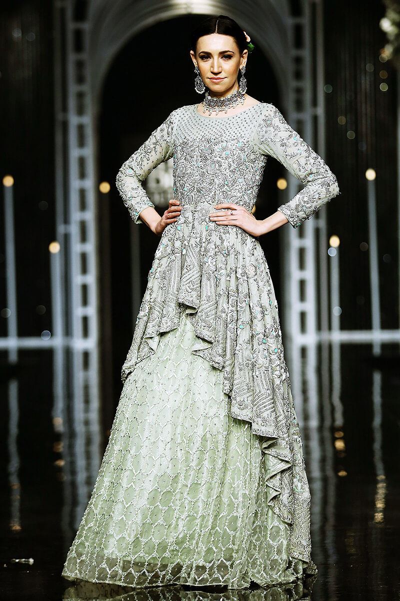 Pakistani Mint Hand-Embroidered Organza Lehenga (2-Piece) - Image 2