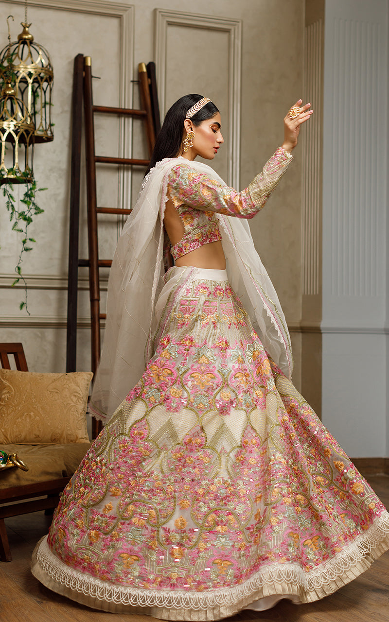 Pakistani Green Embroidered Organza Lehenga Set (3-Piece) - Image 2