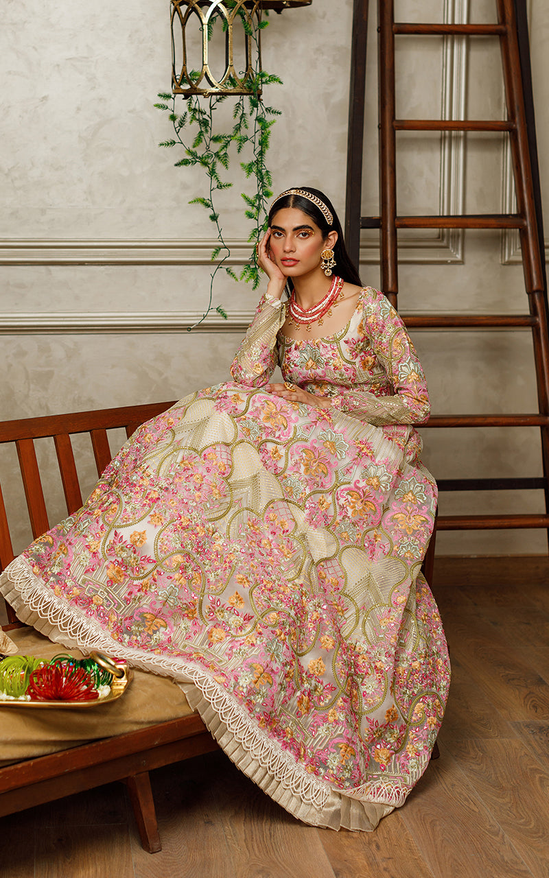 Pakistani Green Embroidered Organza Lehenga Set (3-Piece) - Image 5