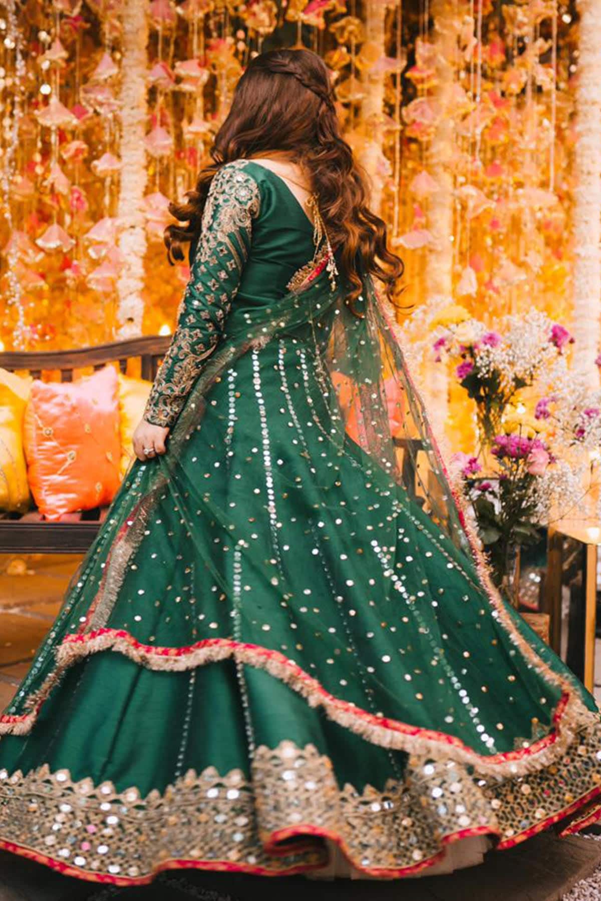 Pakistani Emerald Green Embroidered Raw Silk Lehenga Choli (3-Piece) - Image 2