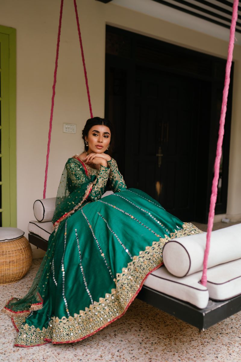 Pakistani Emerald Green Embroidered Raw Silk Lehenga Choli (3-Piece) - Image 6