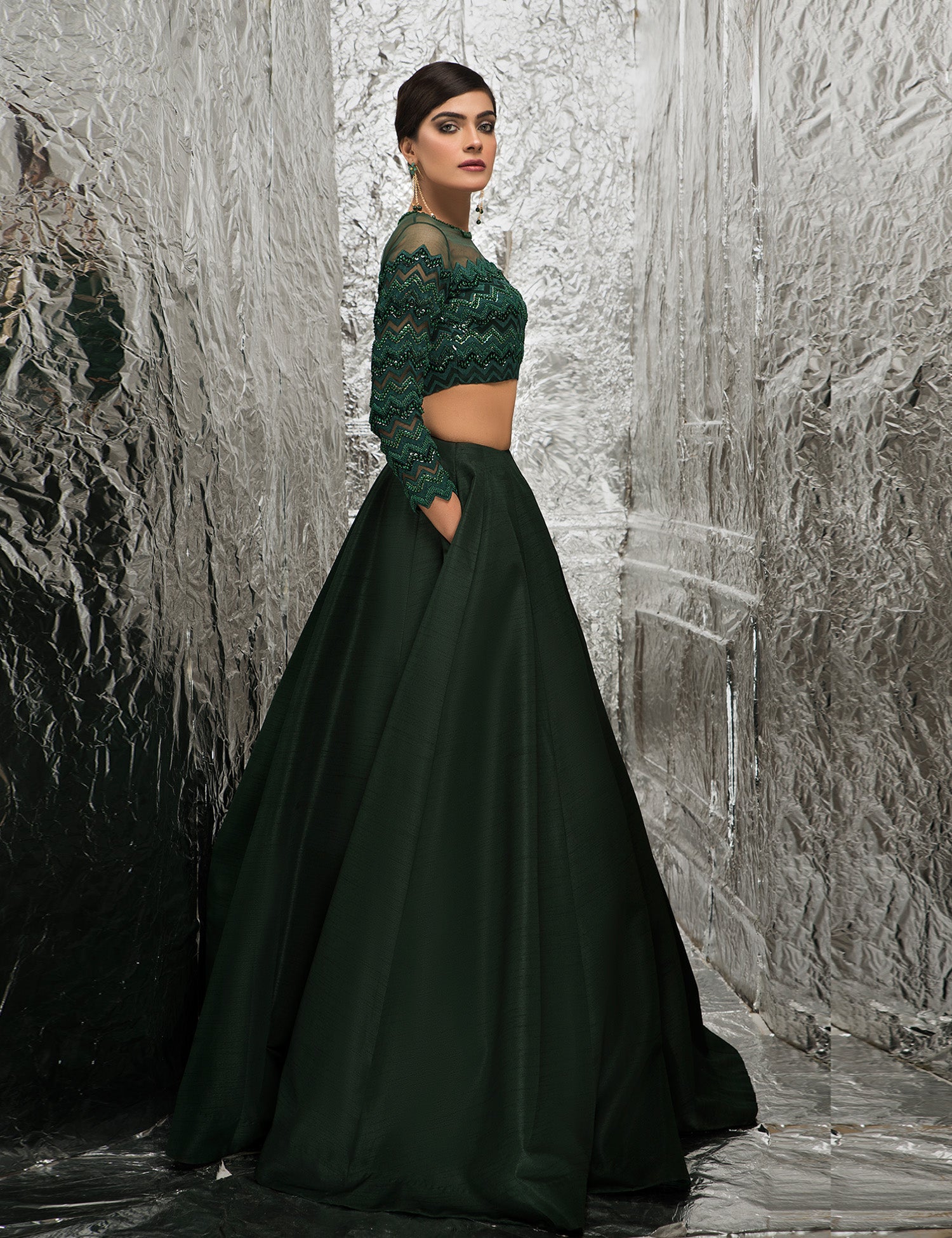 Pakistani Emerald Green Embellished Raw Silk Lehenga Choli (3-Piece) - Image 3