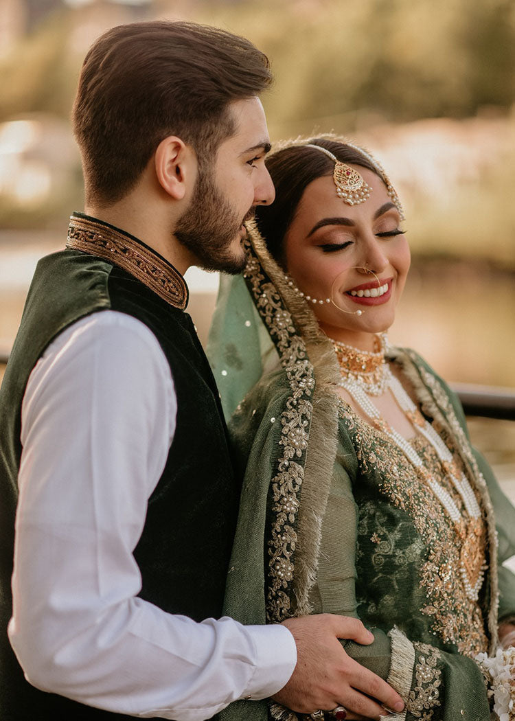 Emerald Green Zardozi Raw Silk Bridal Lehenga (3-Piece) - Image 4