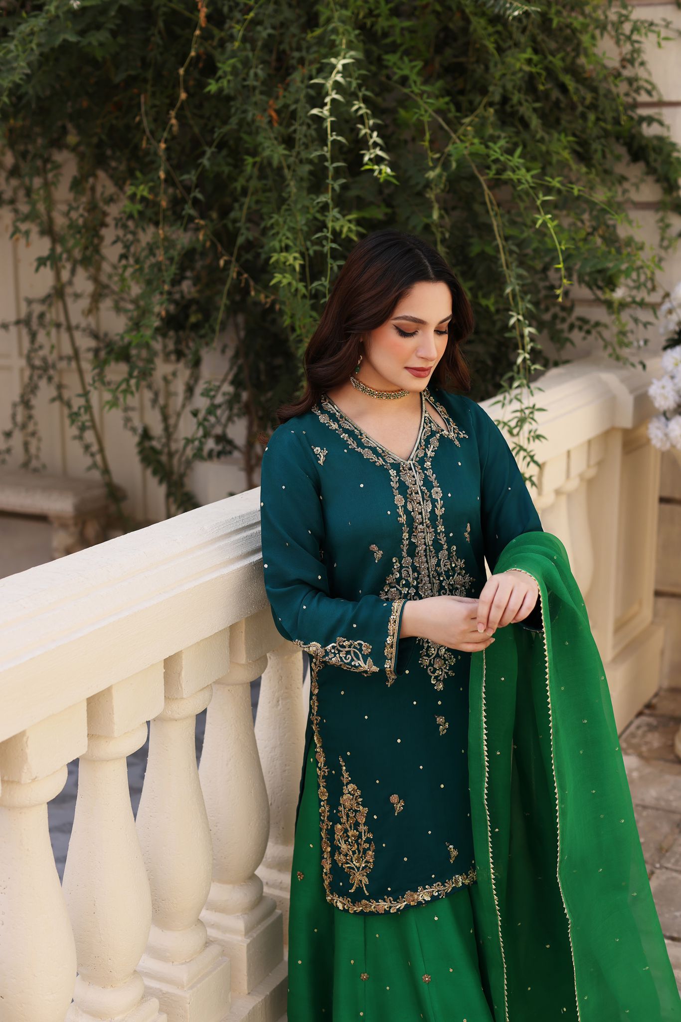 Pakistani Emerald Zardozi Raw Silk Lehenga Set (3-Piece) - Image 3