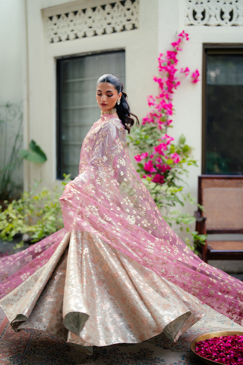 Pakistani Mint Green Embroidered Satin Zari Lehenga (3-Piece) - Image 6