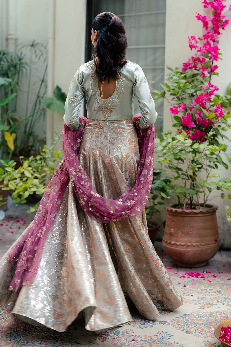 Pakistani Mint Green Embroidered Satin Zari Lehenga (3-Piece) - Image 7