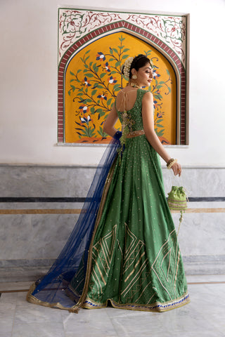 Pakistani Leafy Green Adda Work Tissue & Shesha Silk Lehenga (3-Piece) - Image 4