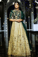Pakistani Emerald Green Zardozi Silk Blend Lehenga (3-Piece) - Image 2