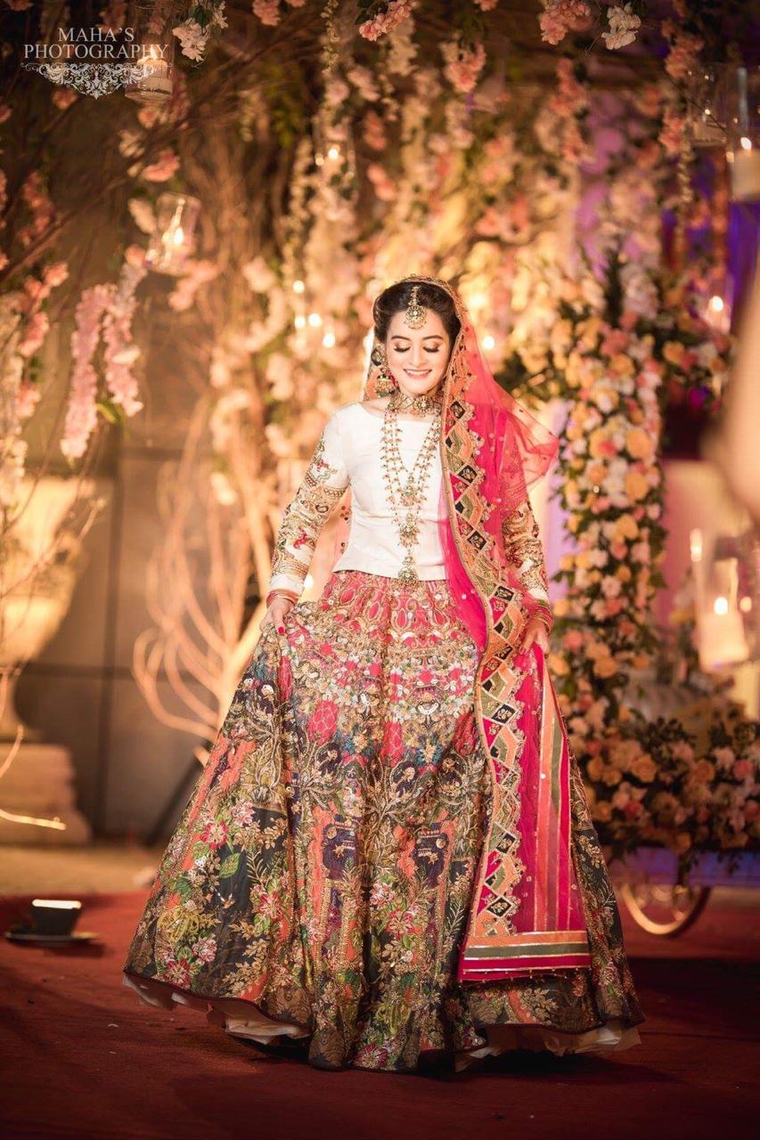 Pakistani Multicolour Embellished Silk Blend Bridal Lehenga (3-Piece) - Image 3