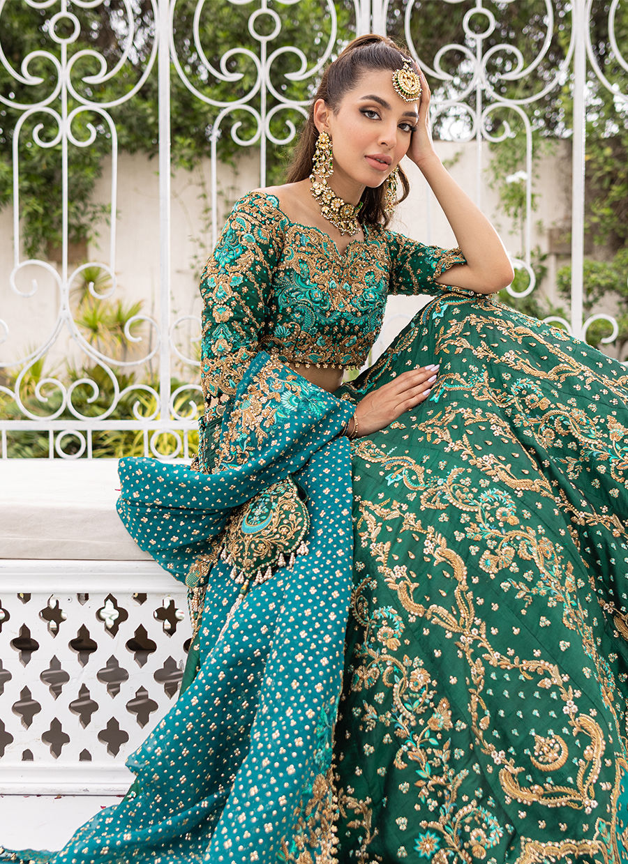 Pakistani Emerald Kora Dabka Nakshi Pure Silk Lehenga Choli (3-Piece) - Image 10