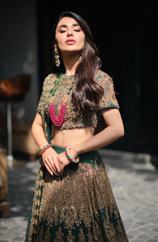 Emerald Green Zardozi Silk Lehenga Choli (3-Piece) - Image 1