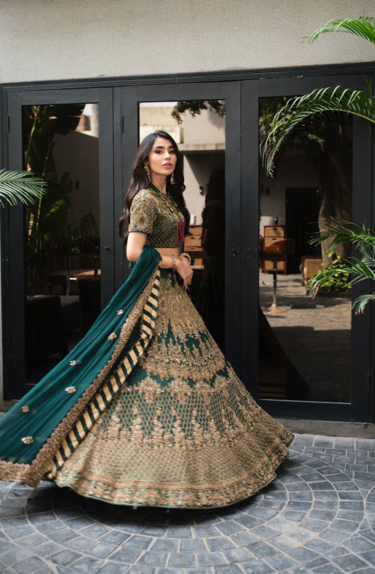 Emerald Green Zardozi Silk Lehenga Choli (3-Piece) - Image 3