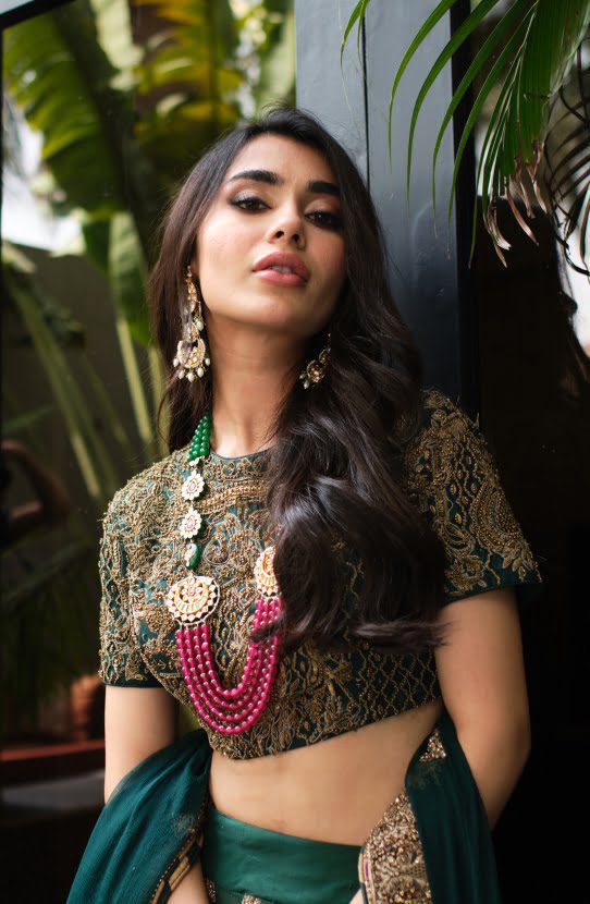 Emerald Green Zardozi Silk Lehenga Choli (3-Piece) - Image 5