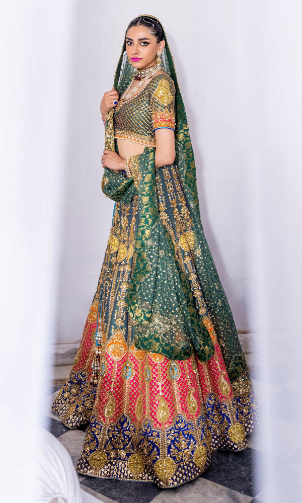 Pakistani Emerald Appliqué Zardozi Silk Bridal Lehenga (3-Piece) - Image 3