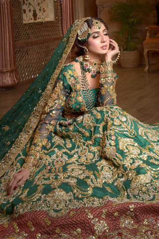 Pakistani Emerald Green Zardozi Silk Bridal Lehenga (3-Piece) - Image 2