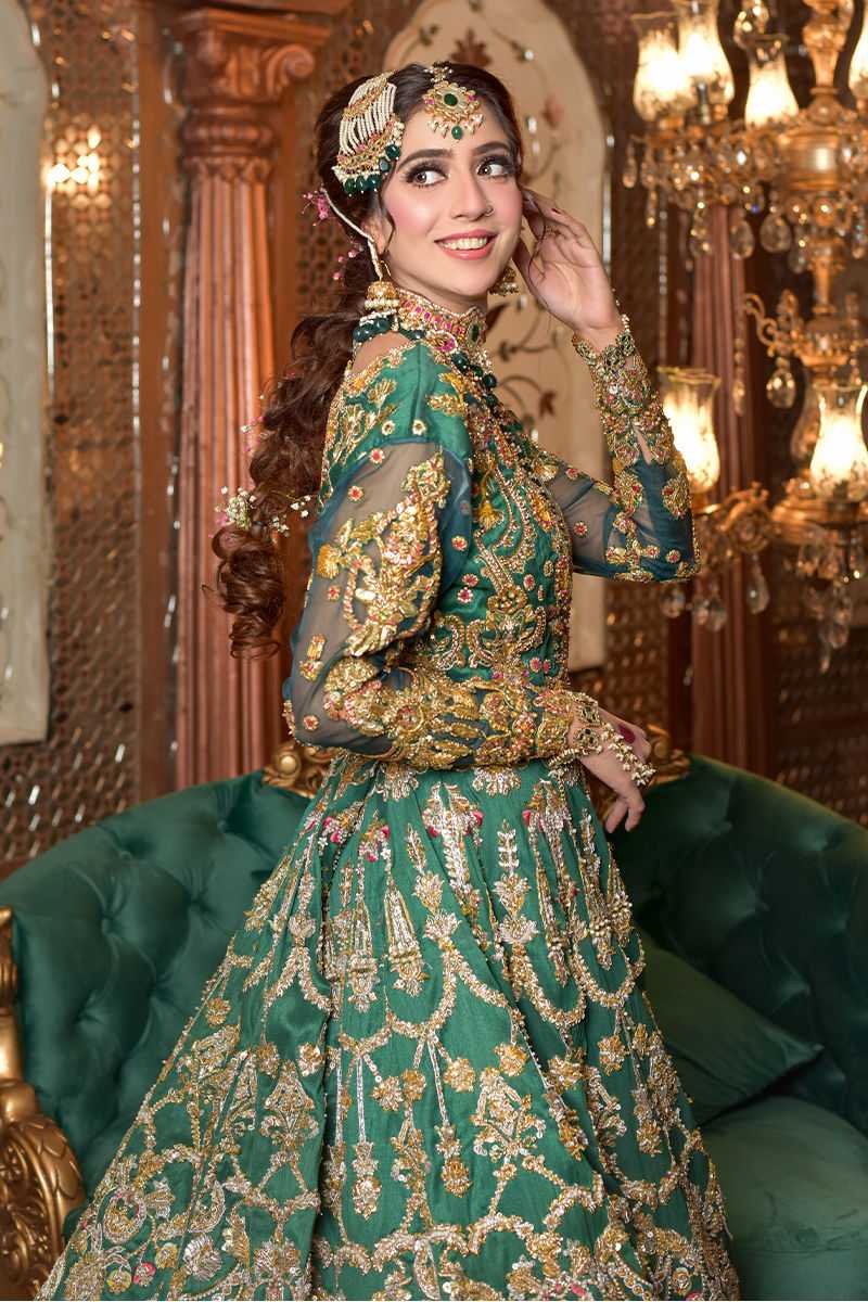 Pakistani Emerald Green Embellished Silk Bridal Lehenga (3-Piece) - Image 1
