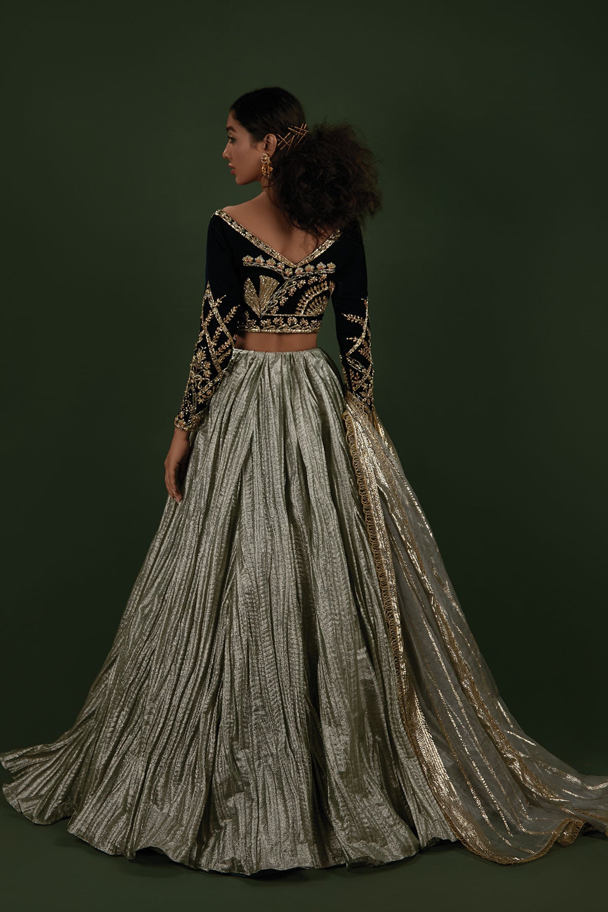 Teal Embroidered Velvet Choli with Mint Tissue Lehenga (3-Piece) - Image 2