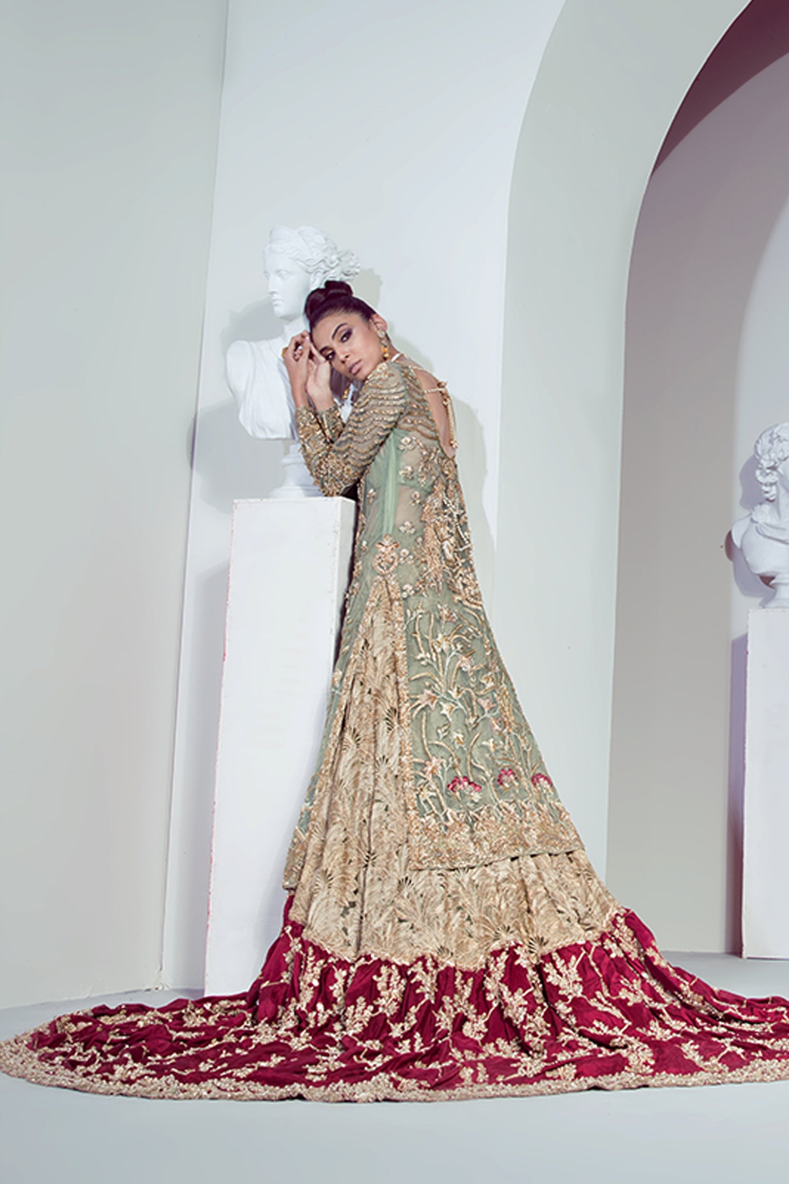 Pakistani Mint Embroidered Net Bridal Lehenga (3-Piece) - Image 6