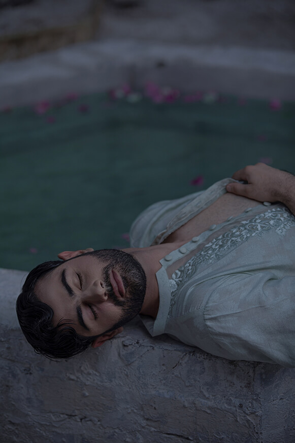 Mint Green Thread Embroidered Khaddi Cotton Kurta (2-Piece) - Image 4