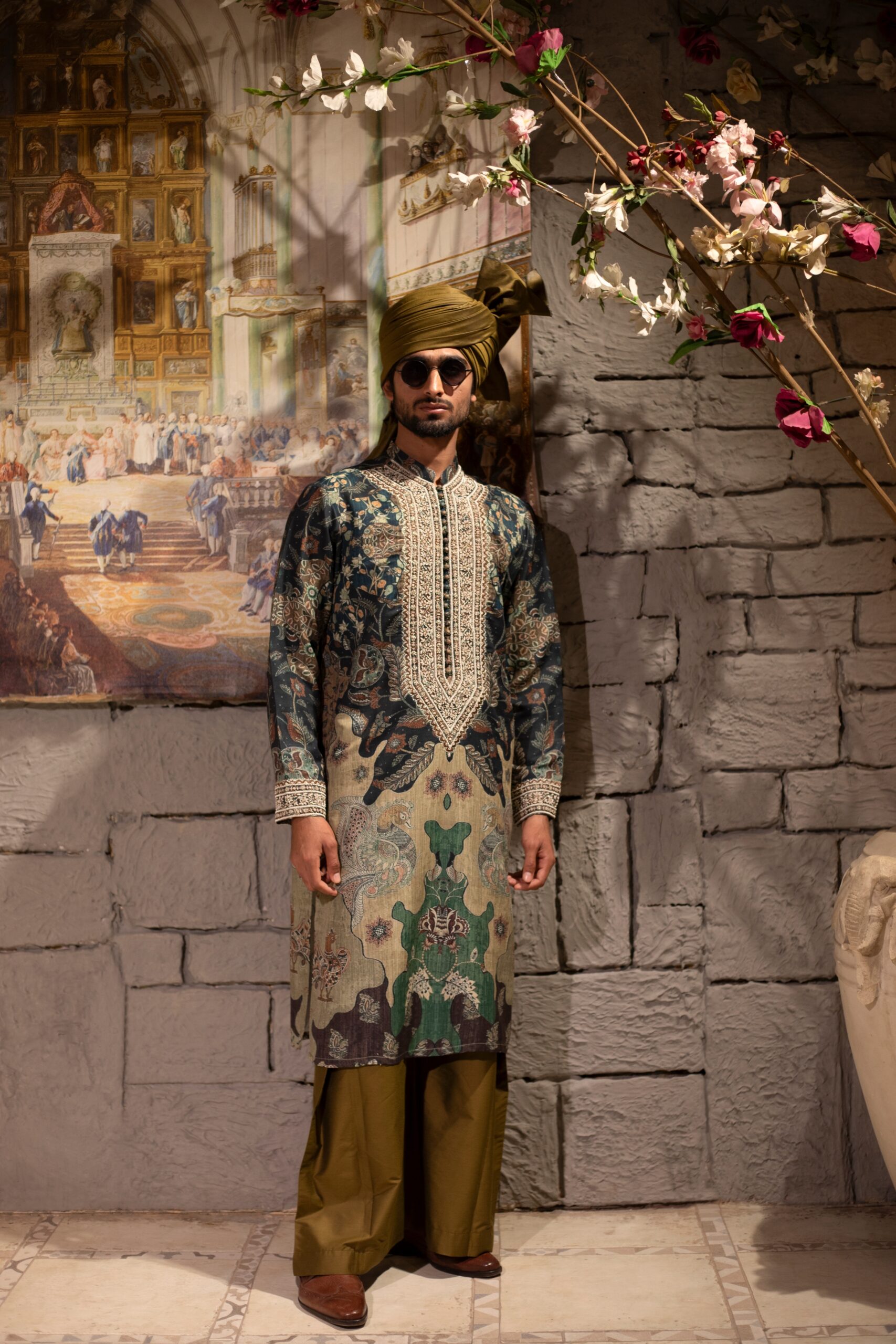 Verdant Green Hand-Knotted Embroidered Silk Kurta (2-Piece) - Image 1