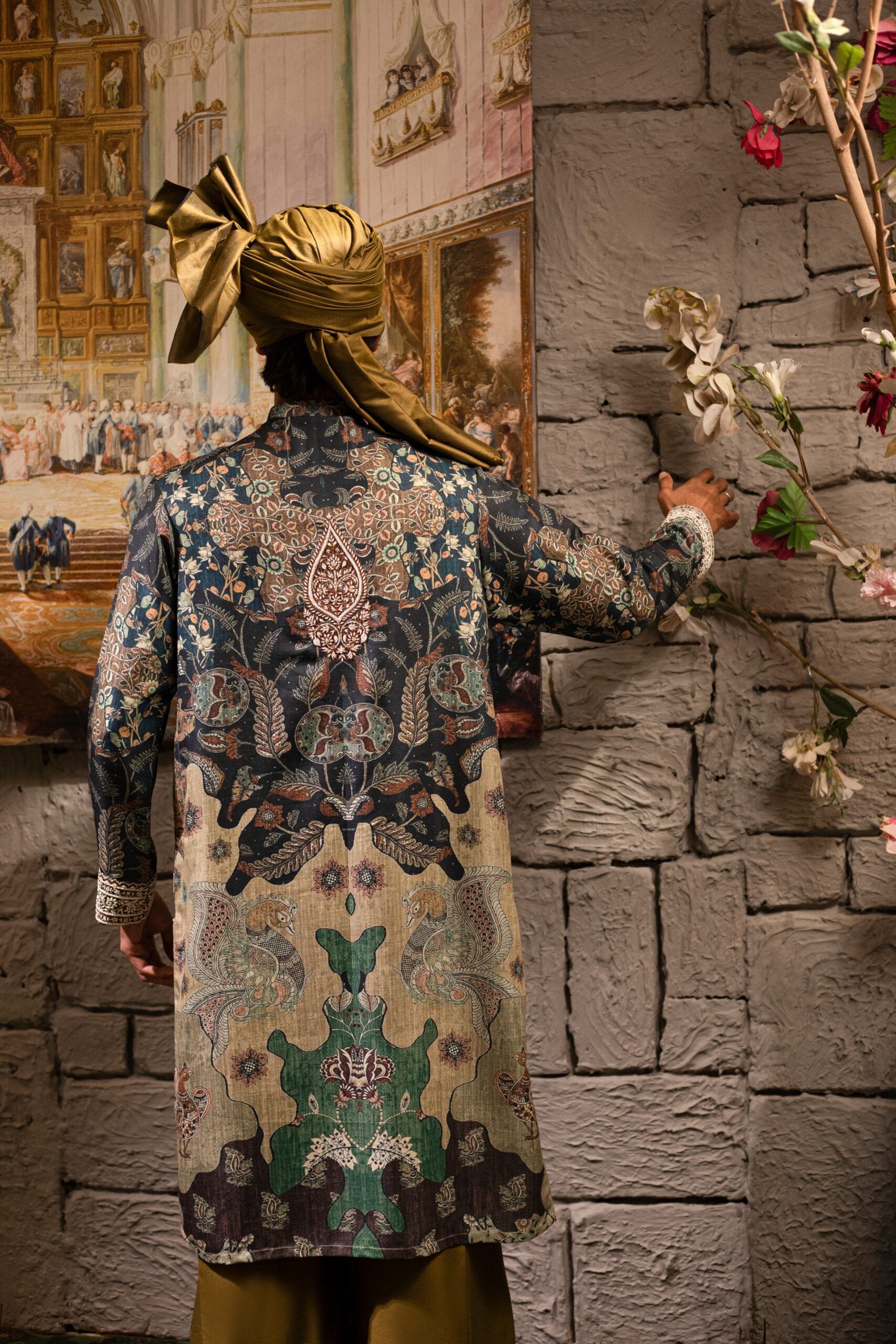 Verdant Green Hand-Knotted Embroidered Silk Kurta (2-Piece) - Image 4