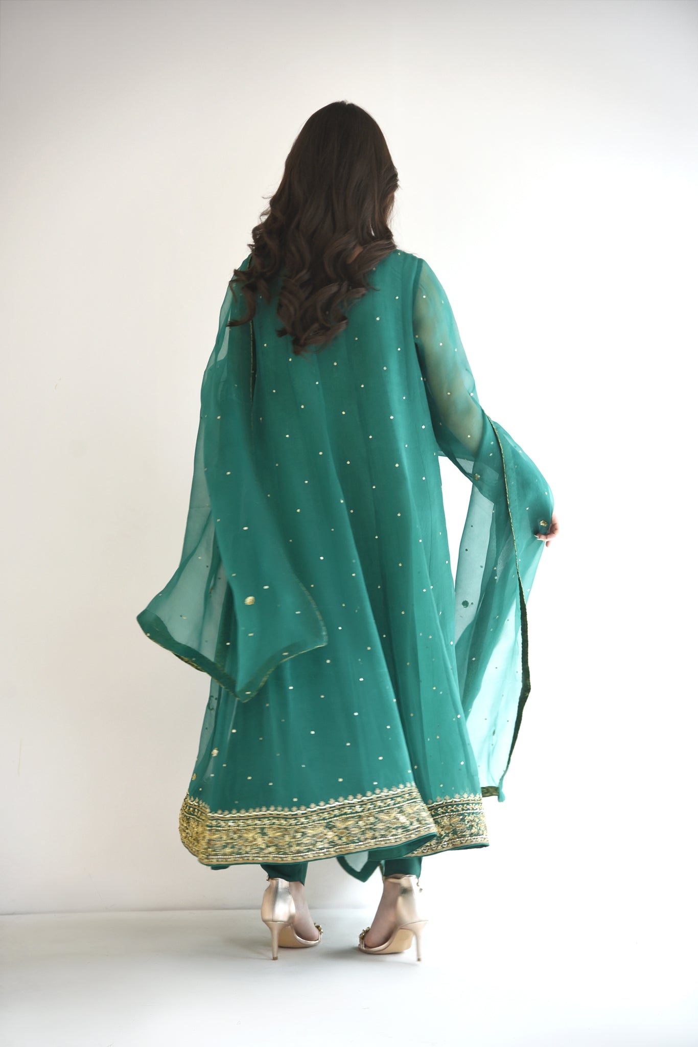 Emerald Hand-Embellished Raw Organza Pishwas (3-Piece) - Image 2