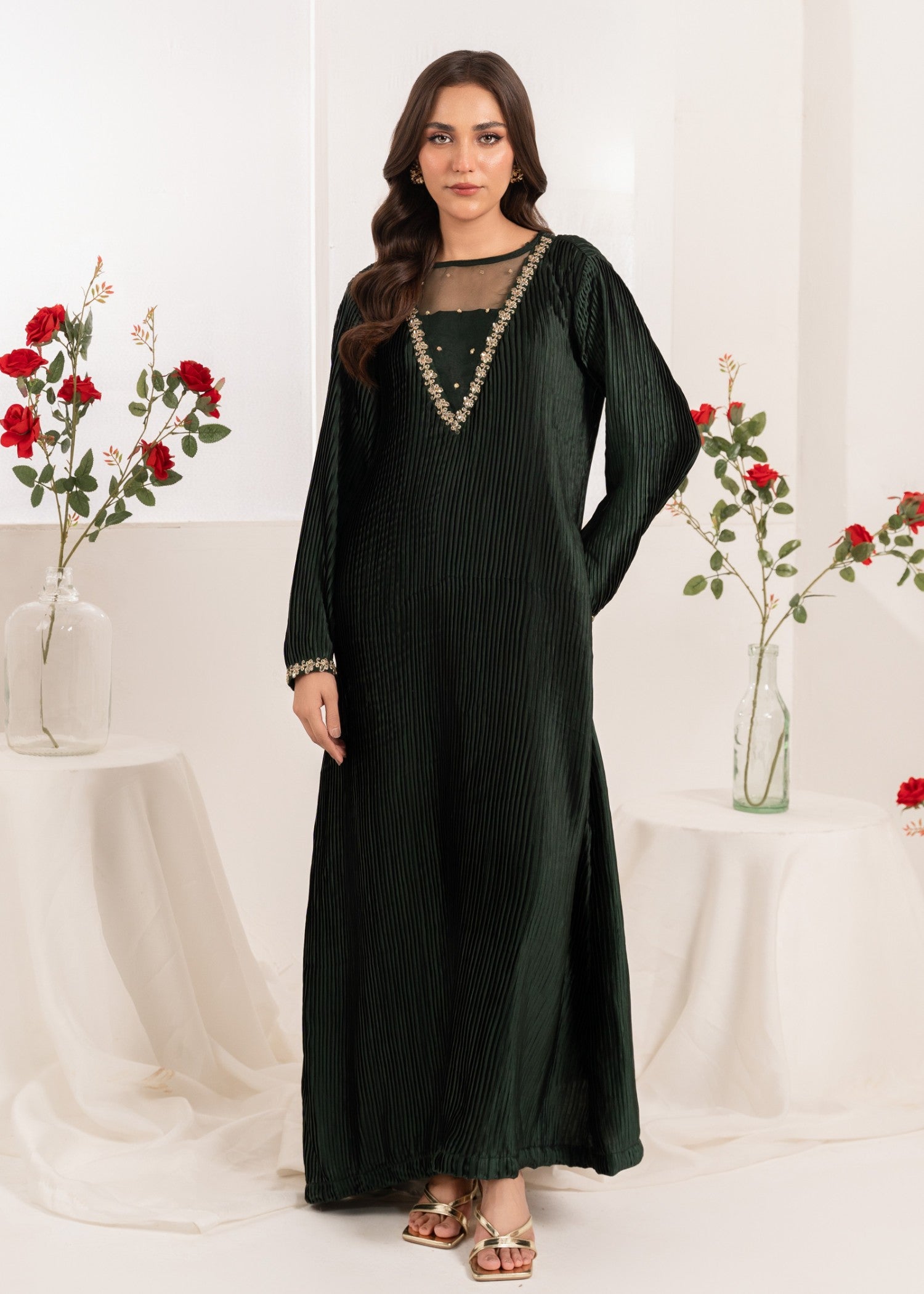 Pakistani Dark Green Embroidered Silk Pishwas (2-Piece) - Image 1