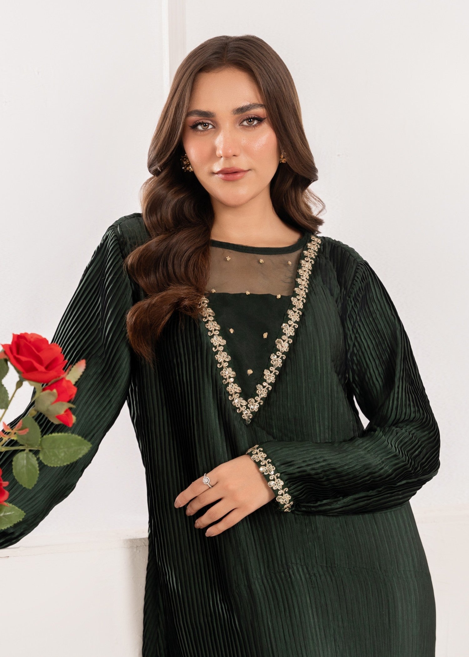 Pakistani Dark Green Embroidered Silk Pishwas (2-Piece) - Image 7