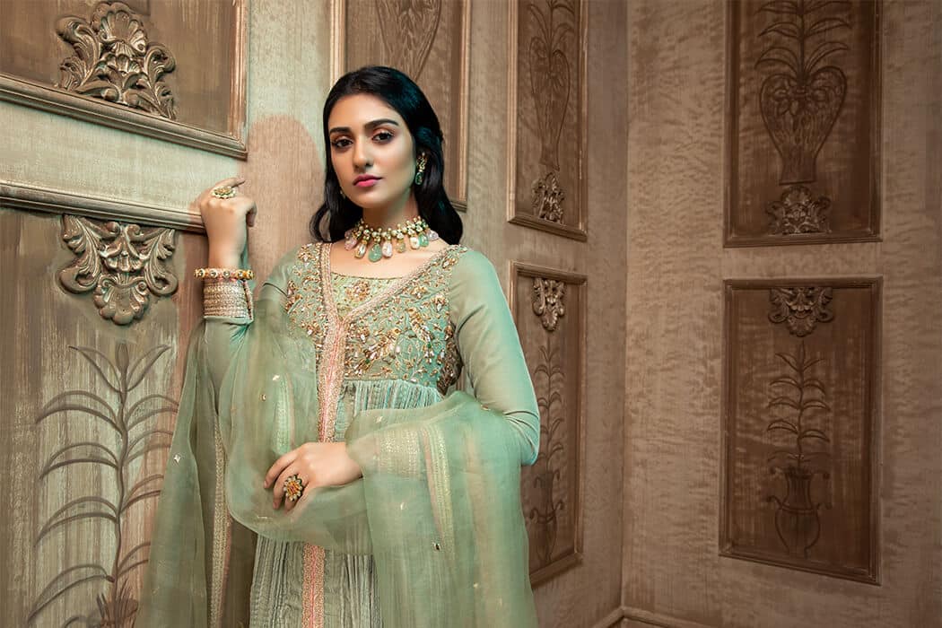 Pakistani Pistachio Green Embellished Velvet Pishwas (3-Piece) - Image 6