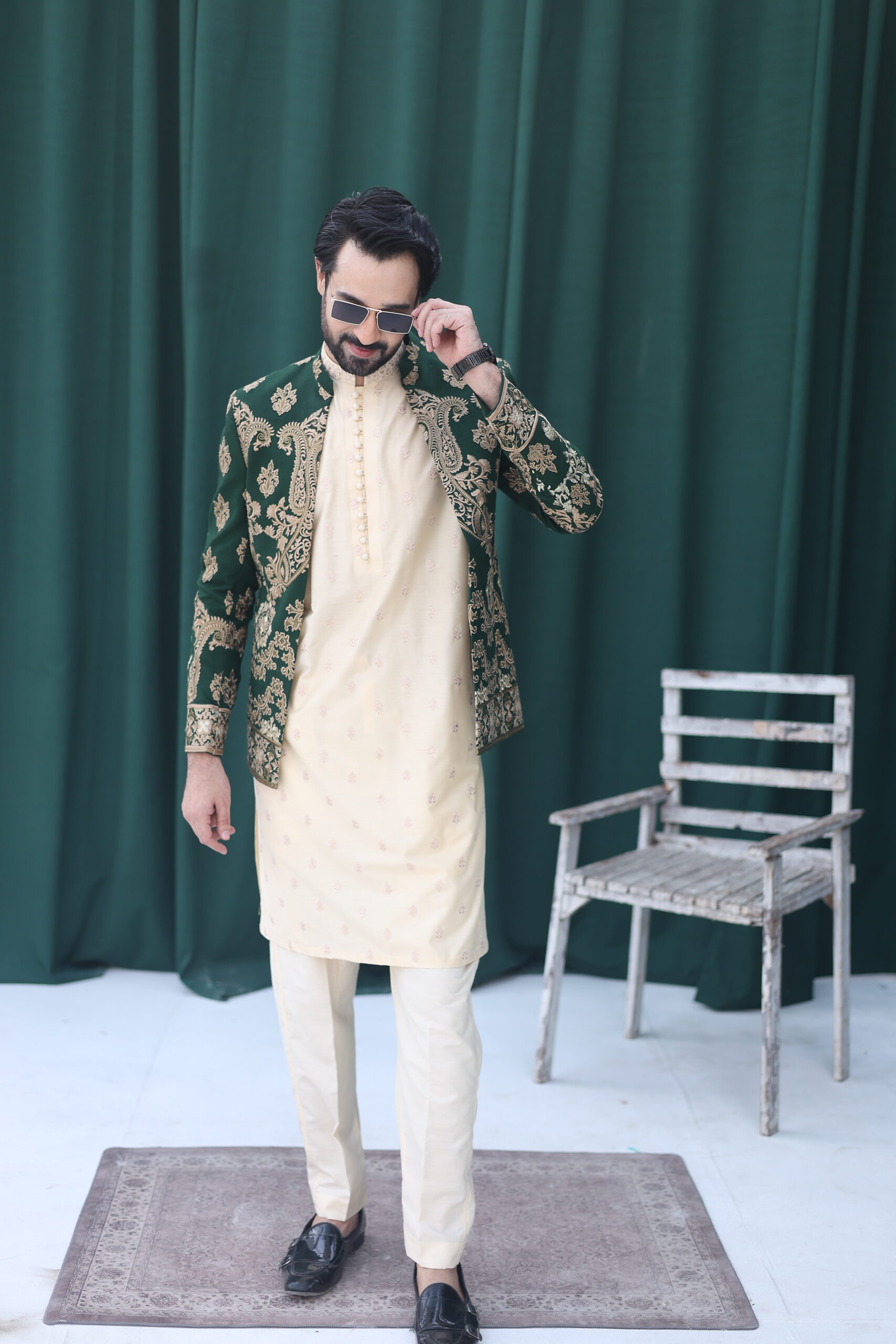 Deep Green Embroidered Jamawar Prince Coat (2-Piece) - Image 2