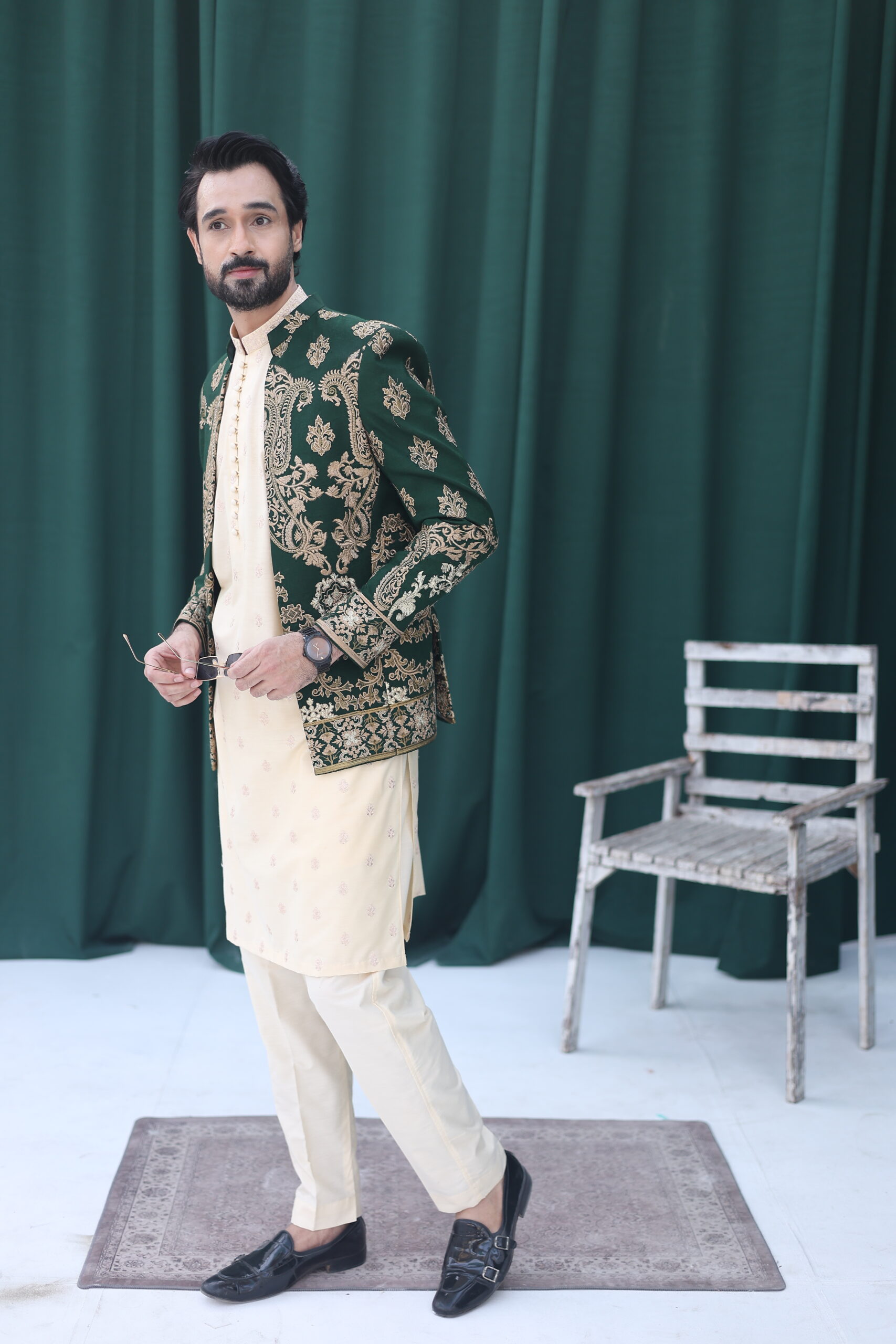 Deep Green Embroidered Jamawar Prince Coat (2-Piece) - Image 3