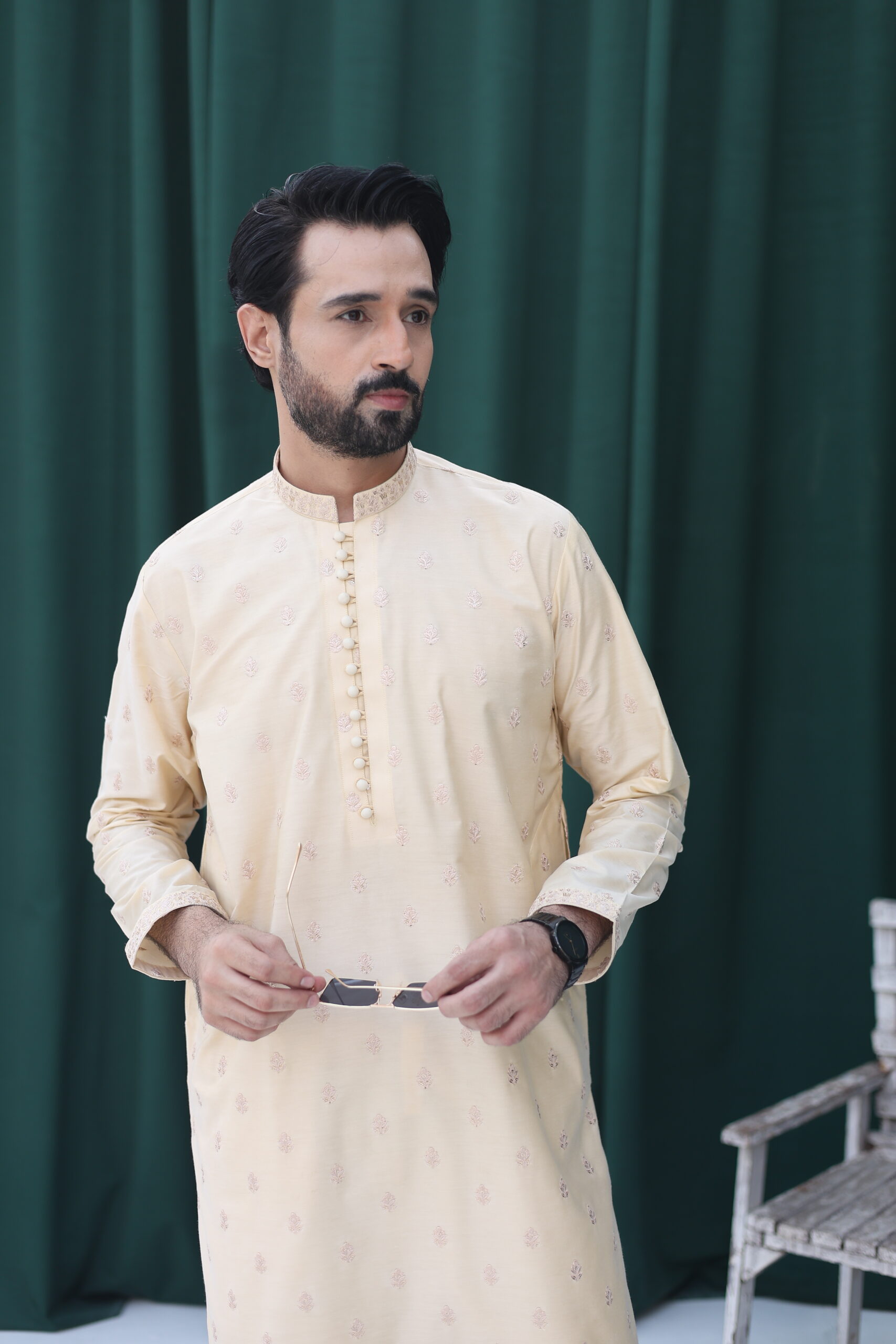 Green Embroidered Jamawar Prince Coat (3-Piece) - Image 6