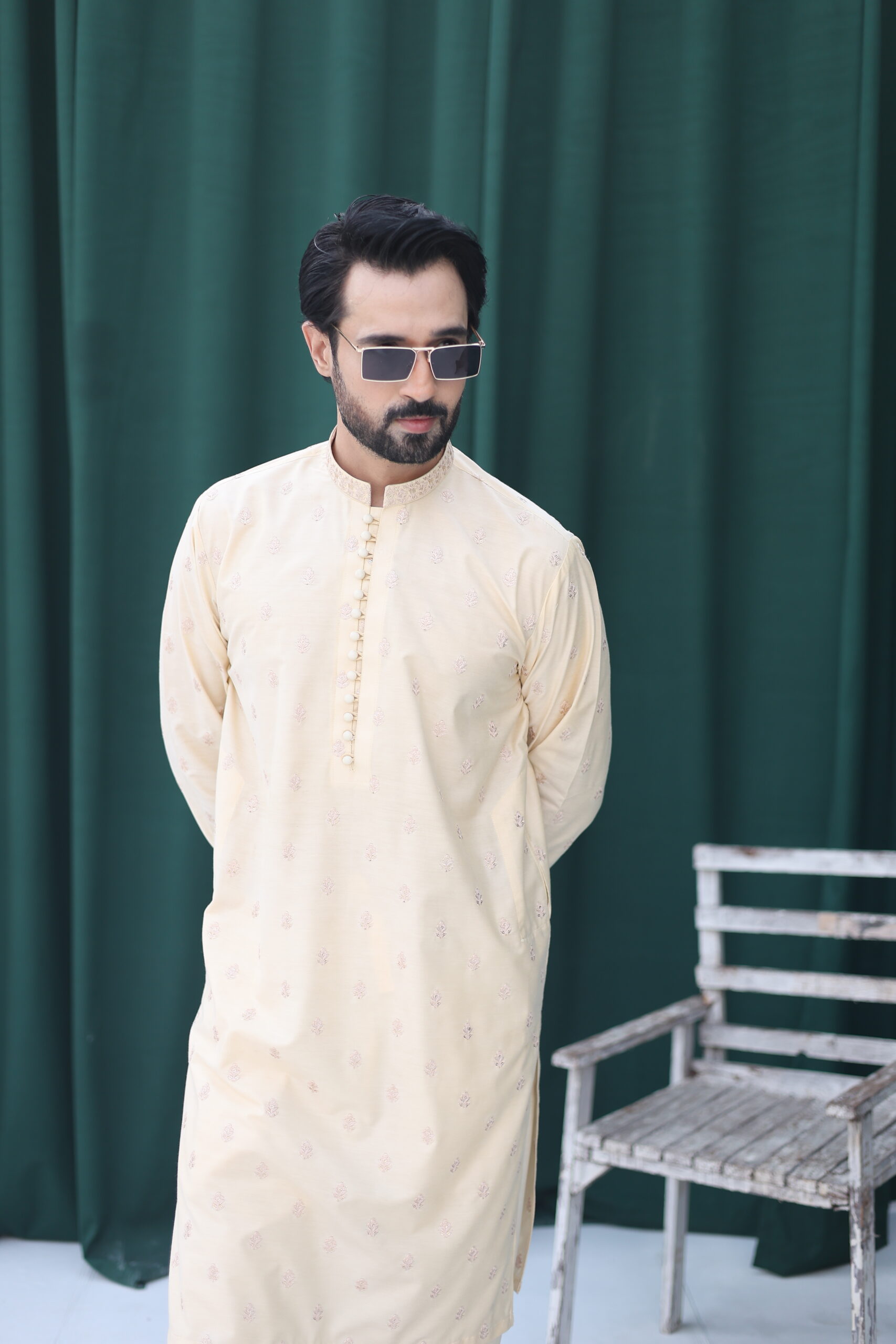 Green Embroidered Jamawar Prince Coat (3-Piece) - Image 7