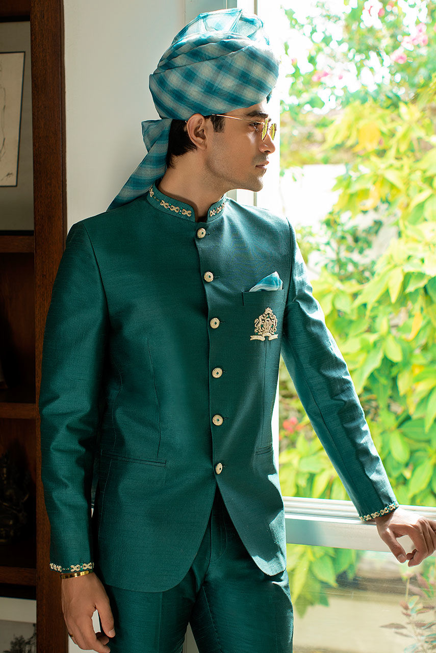 Emerald Green Hand Embroidered Raw Silk Prince Coat (2-Piece) - Image 2