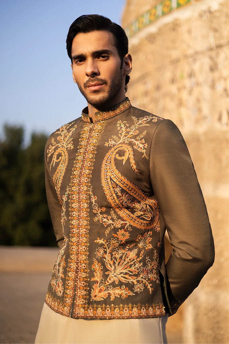 Regal Green Embroidered Serona Prince Coat (3-Piece) - Image 4